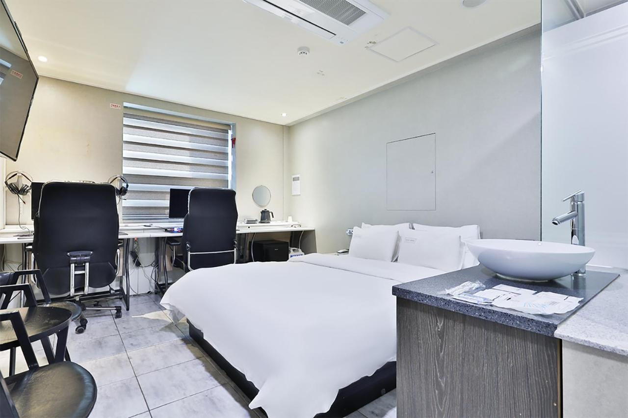 Shire Hotel Seomyeon Μπουσάν Εξωτερικό φωτογραφία